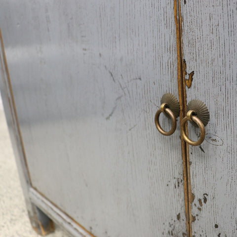 Shabby Chic Blue/Grey Oriental 2 Door Sideboard Table