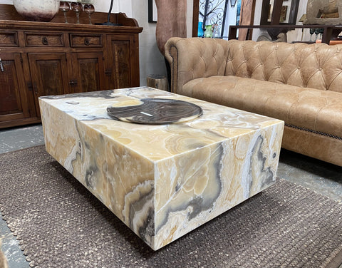 Onyx Marble Exquisite Coffee Table - Black & Natural Shades